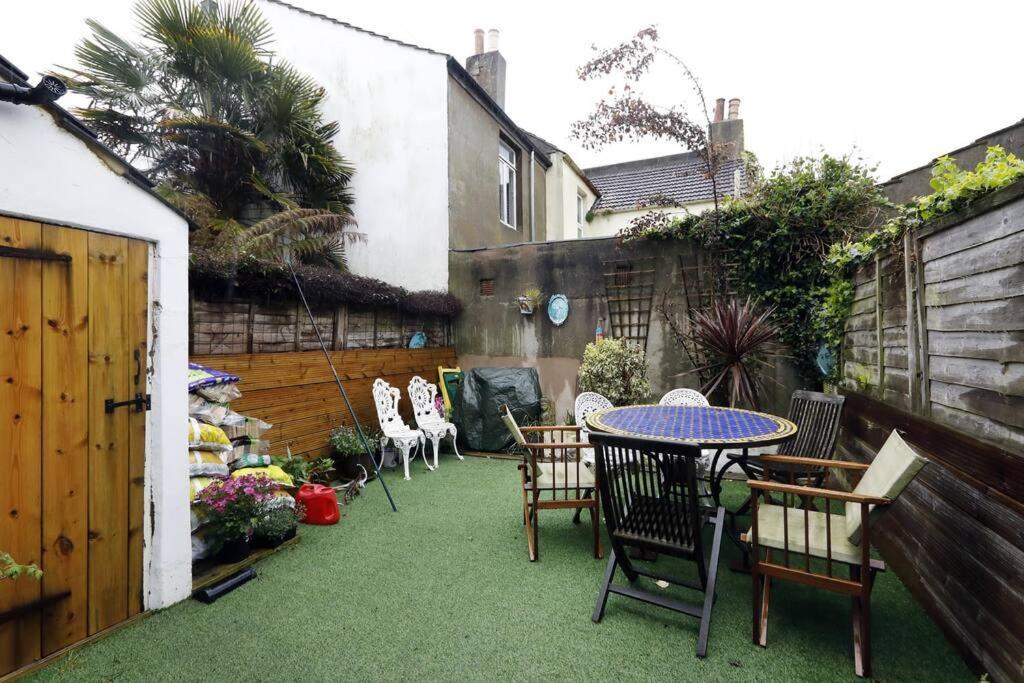 Three Bedroomed Victorian Family House, Garden * Hove