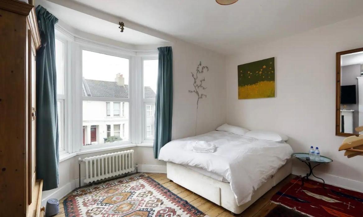 Three Bedroomed Victorian Family House, Garden Hove