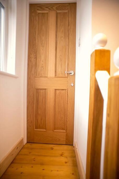 Holiday home Three Bedroomed Victorian Family House, Garden *