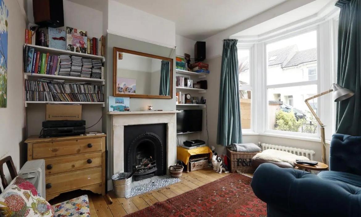 Holiday home Three Bedroomed Victorian Family House, Garden *