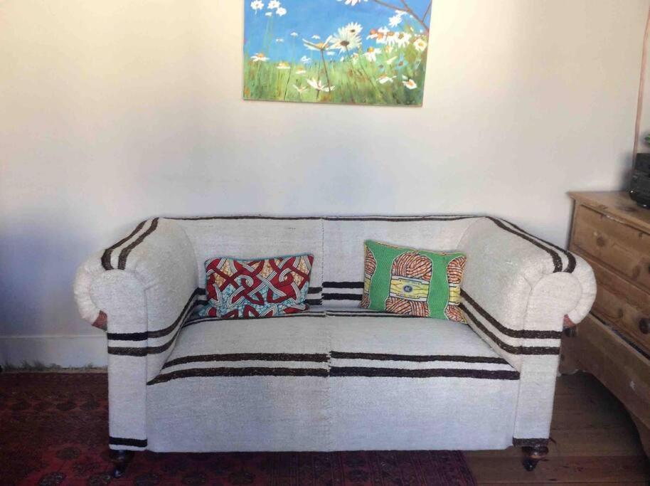 Сasa de vacaciones Three Bedroomed Victorian Family House, Garden