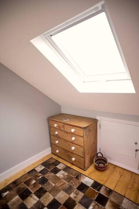 Three Bedroomed Victorian Family House, Garden Сasa de vacaciones Brighton
