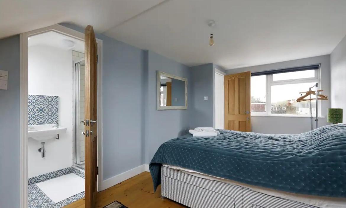 Сasa de vacaciones Three Bedroomed Victorian Family House, Garden *