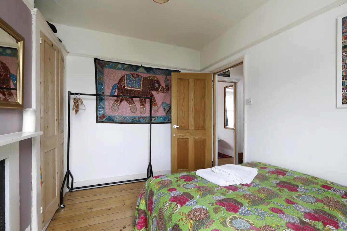 Сasa de vacaciones Three Bedroomed Victorian Family House, Garden *